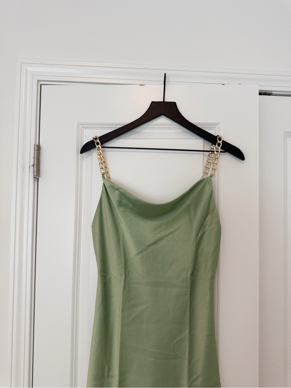 Alice + Olivia Harmony Chainmail Satin Cowl Neck Slip Mini Dress Green - Picture 5 of 7